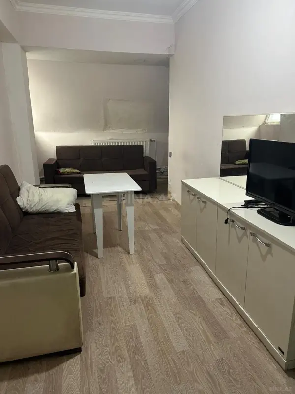 Kirayə verilir 2 otaqlı mənzil 45 m²