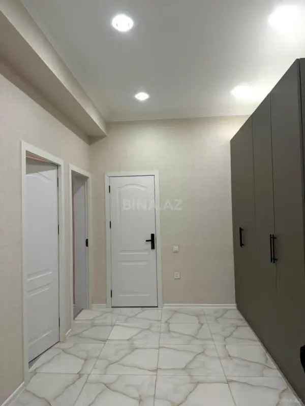 Kirayə verilir 3 otaqlı mənzil 105 m²