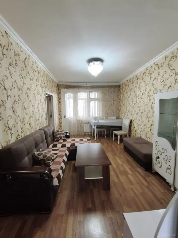 Kirayə verilir 2 otaqlı mənzil 65 m²