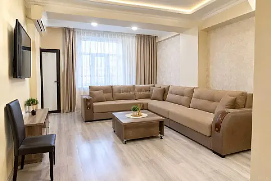 Kirayə verilir 2 otaqlı mənzil 64 m² — Bakı, Nərimanov 2 otaq 64.00 m²