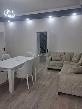 Kirayə verilir 2 otaqlı mənzil 70 m² — Bakı, İnşaatçılar 2 otaq 70.00 m²