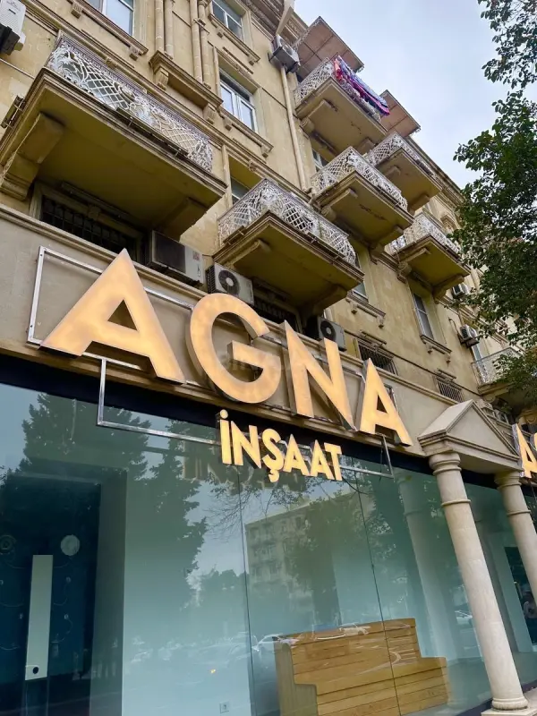 Satılır 4 otaqlı mənzil 108 m²