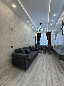 Satılır 2 otaqlı mənzil 80 m² — Bakı, Həzi Aslanov qəs. 2 otaq 80.00 m²
