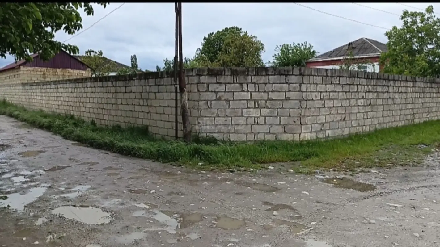 Satılır torpaq sahəsi 4 m²