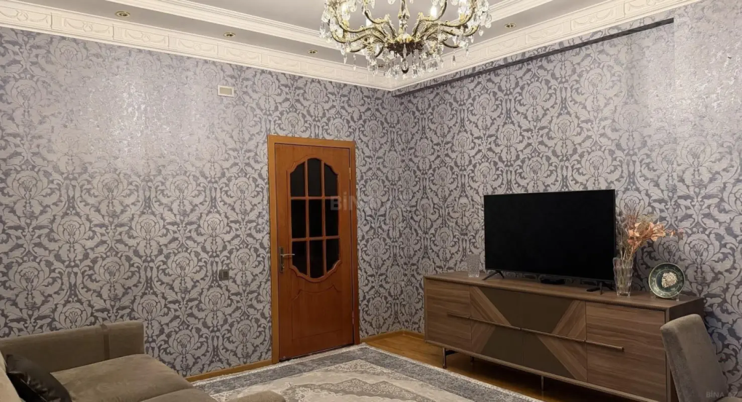 Satılır 3 otaqlı mənzil 95 m²