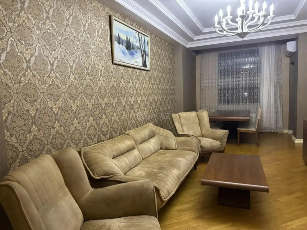 Satılır 3 otaqlı mənzil 123 m²