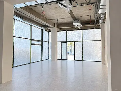 Kirayə verilir obyekt 164 m² — Bakı 164.00 m²