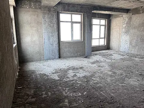 Satılır 4 otaqlı mənzil 176.5 m² — Bakı, İnşaatçılar 4 otaq 176.50 m²