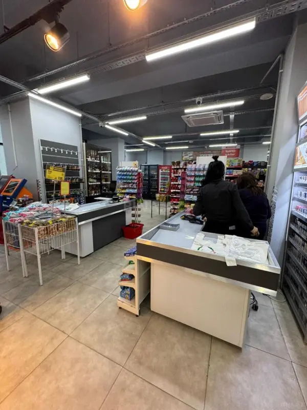 Satılır obyekt 60 m²