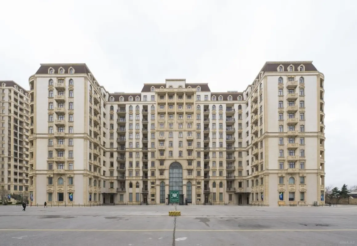 Kirayə verilir 2 otaqlı mənzil 109 m²