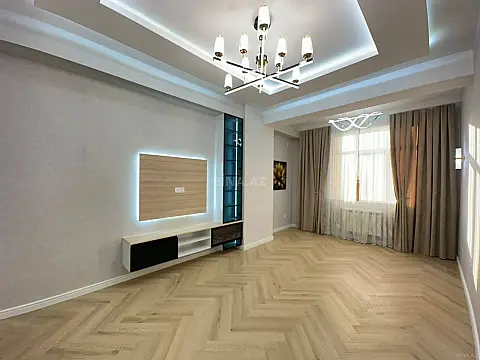 Satılır 3 otaqlı mənzil 105 m² — Bakı 3 otaq 105.00 m²