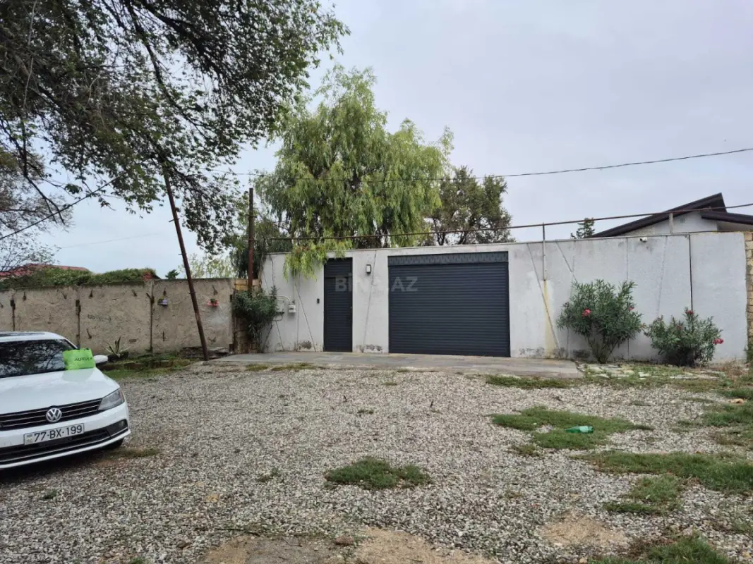 Satılır 4 otaqlı həyət evi 180 m²