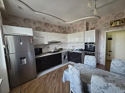 Satılır 3 otaqlı mənzil 111 m² — Bakı 3 otaq 111.00 m²