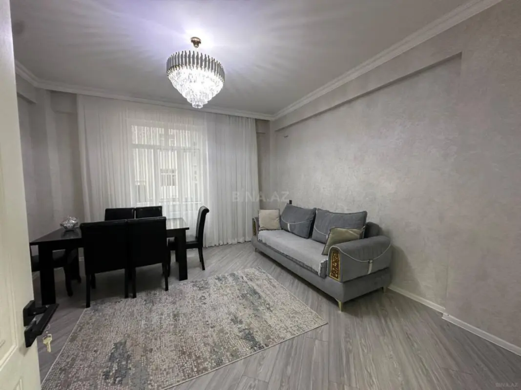 Satılır 2 otaqlı mənzil 56 m²
