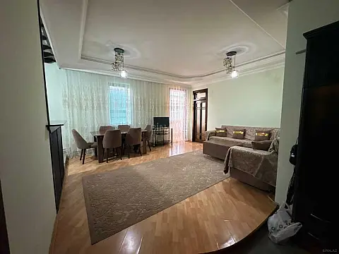 Kirayə verilir 2 otaqlı mənzil 90 m² — Bakı 2 otaq 90.00 m²