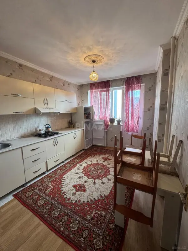 Satılır 2 otaqlı mənzil 70 m²