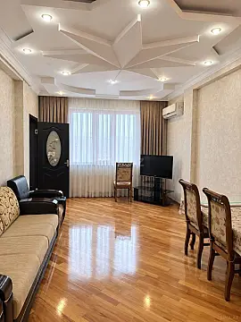Kirayə verilir 3 otaqlı mənzil 110 m² — Bakı 3 otaq 110.00 m²