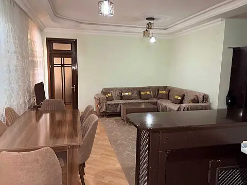 Kirayə verilir 2 otaqlı mənzil 90 m² — Bakı 2 otaq 90.00 m²