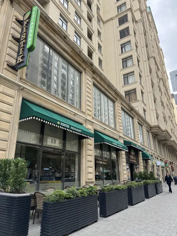 Kirayə verilir 2 otaqlı mənzil 78 m²