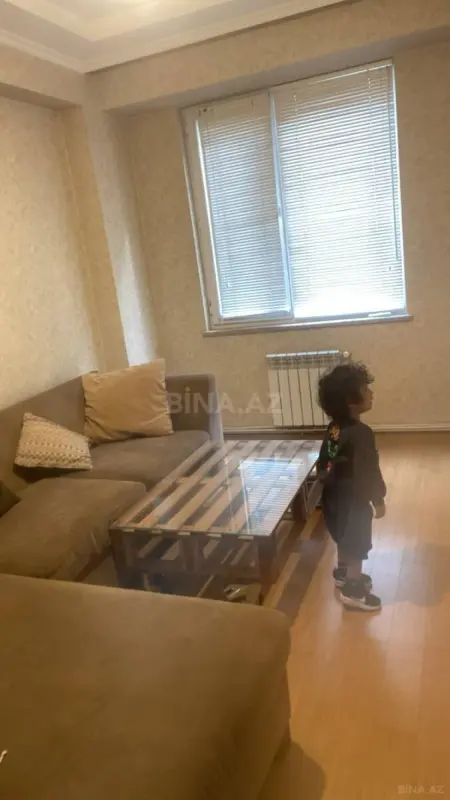 Kirayə verilir 1 otaqlı mənzil 55 m²