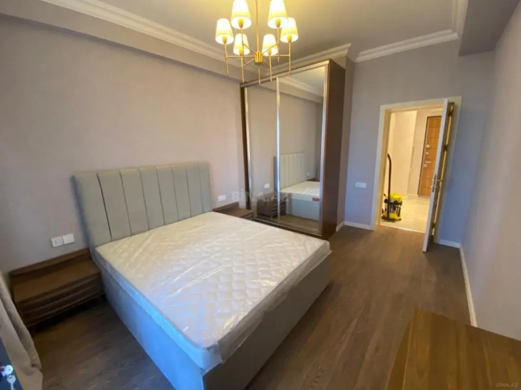 Kirayə verilir 2 otaqlı mənzil 75 m²