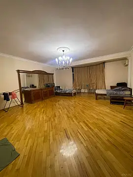 Satılır 4 otaqlı mənzil 205 m² — Bakı, Nizami 4 otaq 205.00 m²