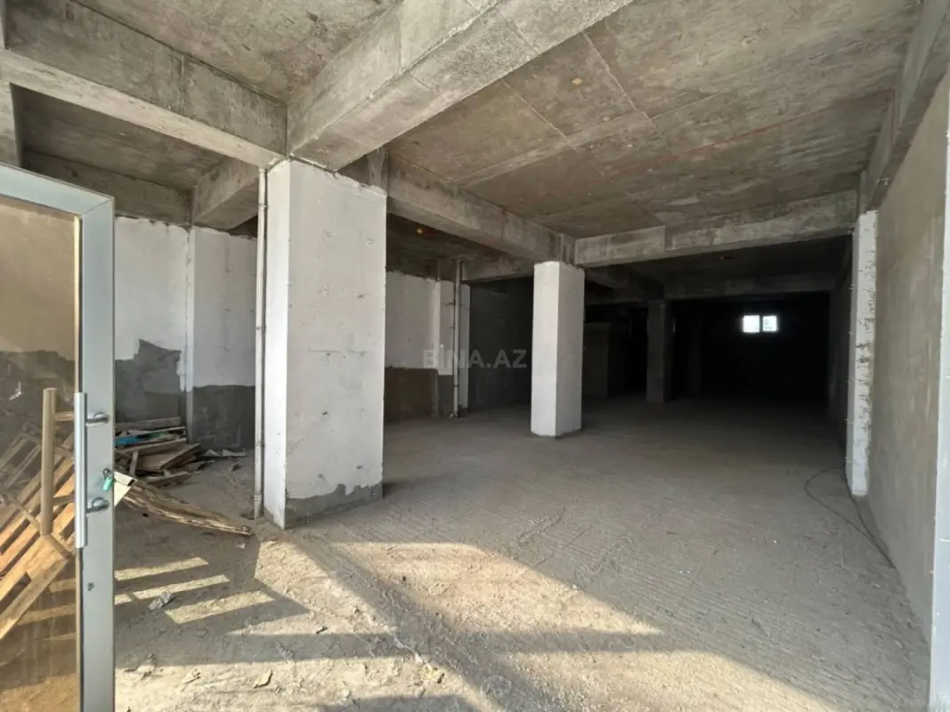 Satılır obyekt 132 m²