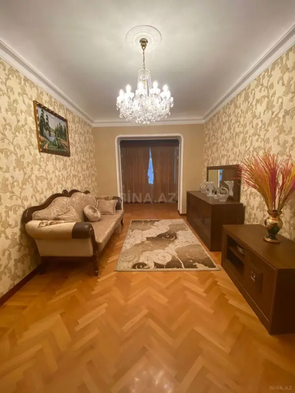 Kirayə verilir 3 otaqlı mənzil 80 m²
