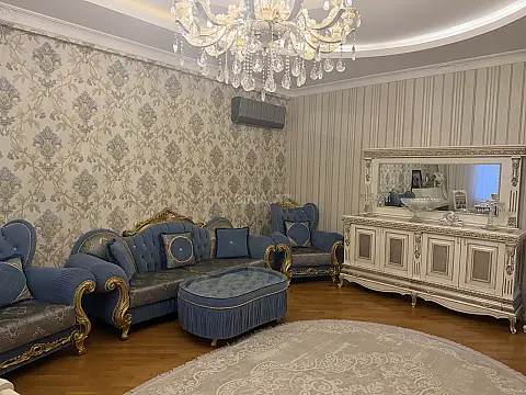 Satılır 3 otaqlı mənzil 130 m² — Bakı, Memar Əcəmi yanı 3 otaq 130.00 m²