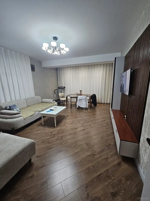 Satılır 3 otaqlı mənzil 118 m²