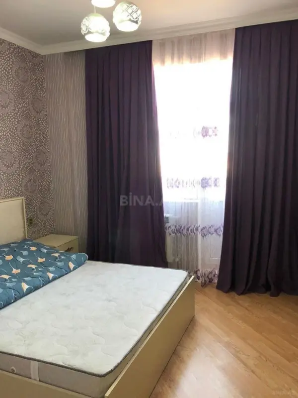 Kirayə verilir 2 otaqlı mənzil 90 m²