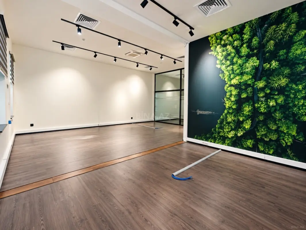 Kirayə verilir obyekt 225 m²