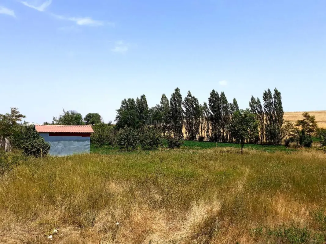 Satılır torpaq sahəsi 24 m²