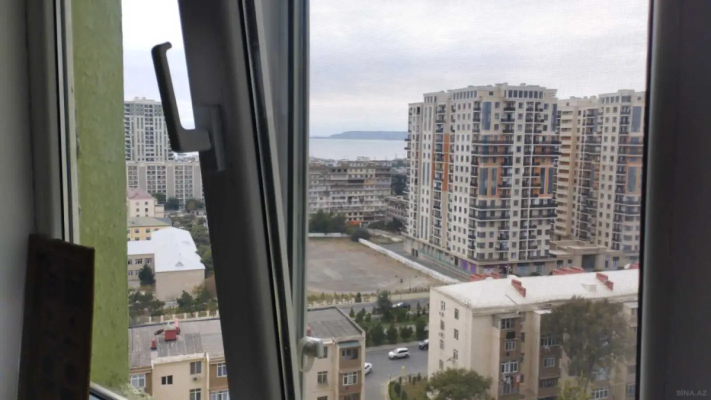 Kirayə verilir 2 otaqlı mənzil 80 m²