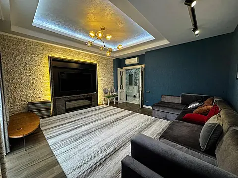 Kirayə verilir 3 otaqlı mənzil 155 m² — Bakı 3 otaq 155.00 m²