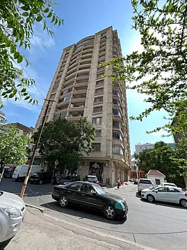 Satılır 4 otaqlı mənzil 175 m² — Bakı, Nərimanov 4 otaq 175.00 m²