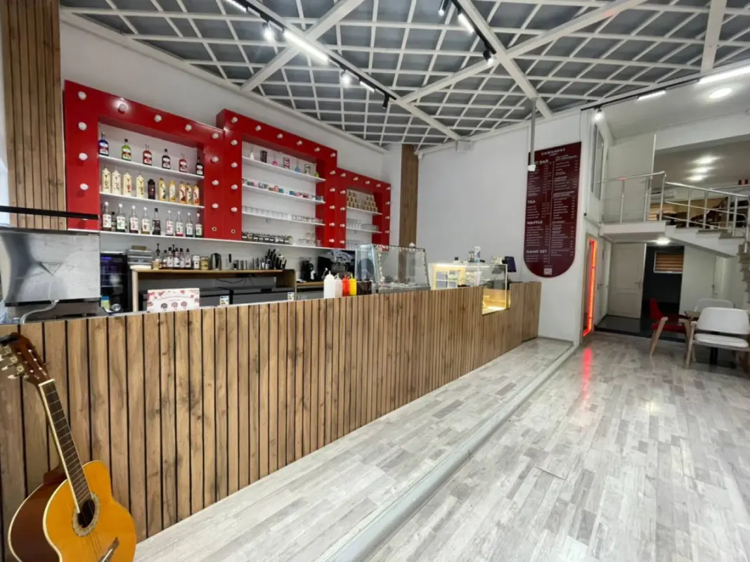 Kirayə verilir obyekt 185 m²