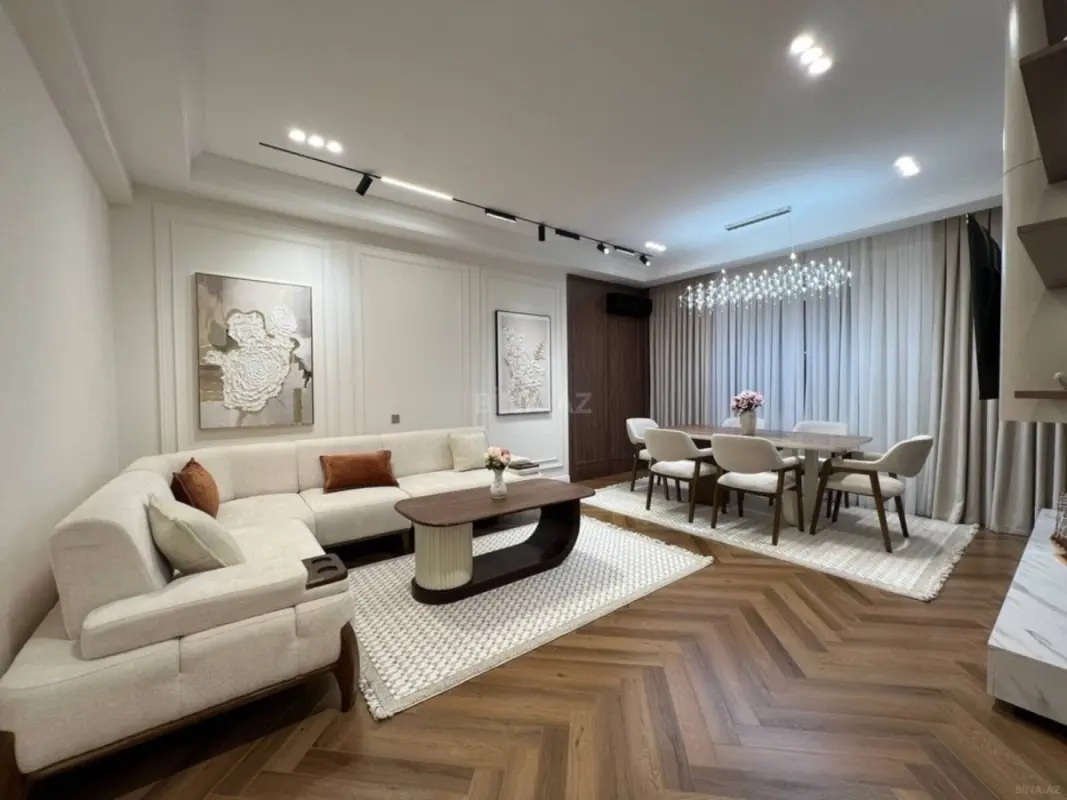 Kirayə verilir 3 otaqlı mənzil 116 m²