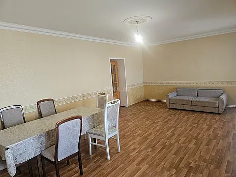 Kirayə verilir 4 otaqlı mənzil 120 m² — Bakı, Badamdar 4 otaq 120.00 m²