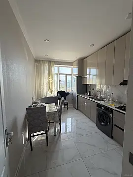 Kirayə verilir 4 otaqlı mənzil 74 m² — Xırdalan 4 otaq 74.00 m²