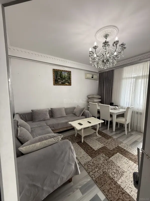 Satılır 1 otaqlı mənzil 64 m²