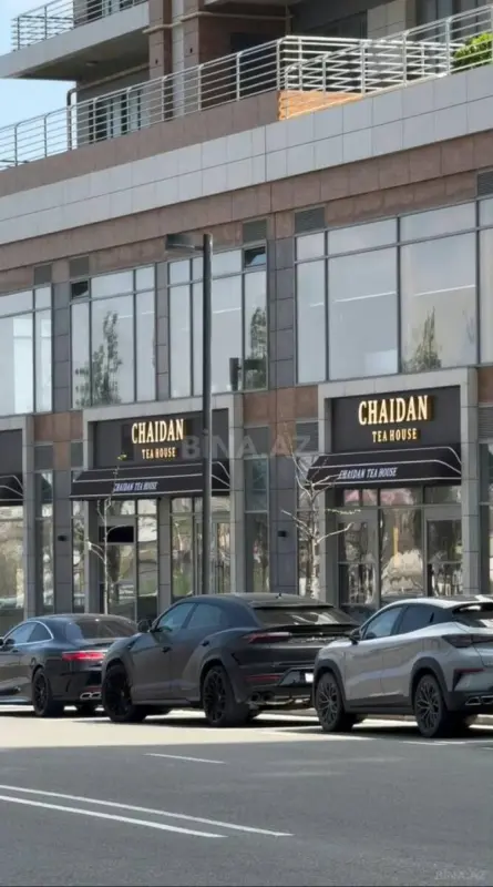 Satılır obyekt 1348 m²