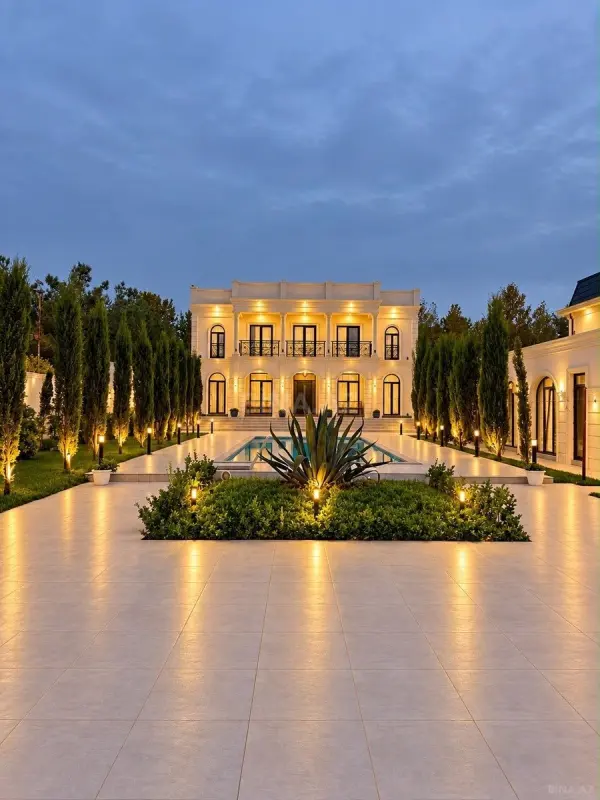 Satılır 6 otaqlı həyət evi 360 m²