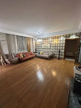 Satılır 3 otaqlı mənzil 127 m² — Bakı, İnşaatçılar 3 otaq 127.00 m²