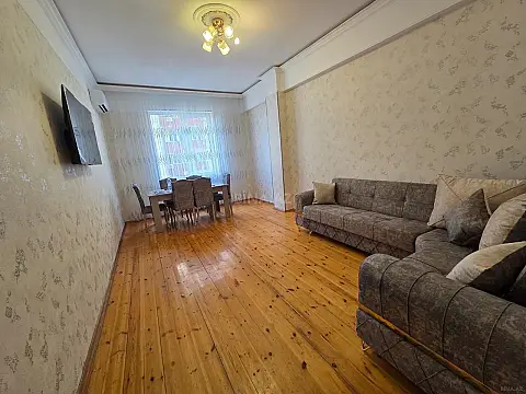 Kirayə verilir 2 otaqlı mənzil 80 m² — Bakı, 8-ci kilometr 2 otaq 80.00 m²