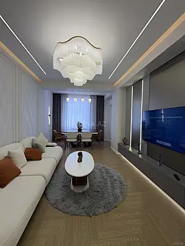 Satılır 4 otaqlı mənzil 145 m² — Bakı 4 otaq 145.00 m²