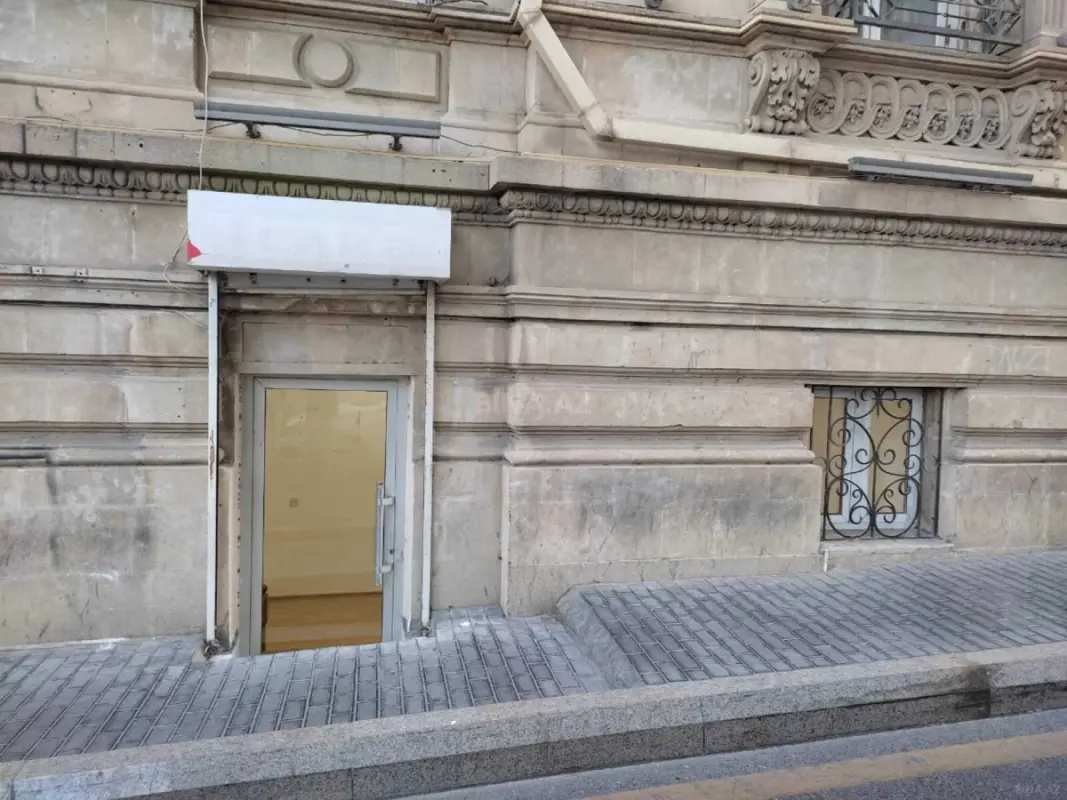 Kirayə verilir obyekt 100 m²