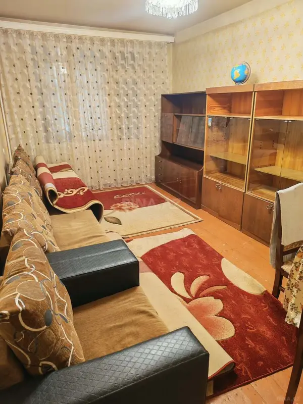 Kirayə verilir 3 otaqlı mənzil 90 m²