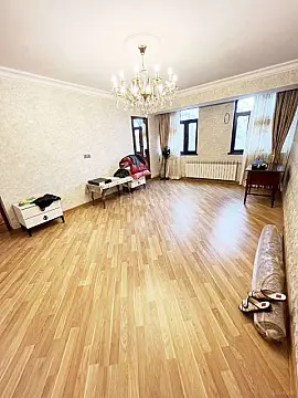 Satılır 4 otaqlı mənzil 105 m² — Bakı 4 otaq 105.00 m²