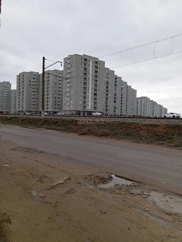 Satılır 5 otaqlı həyət evi 190 m²